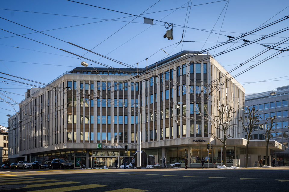 Aufnahme des Hauptsitzes der St.Galler Kantonalbank in der Totale