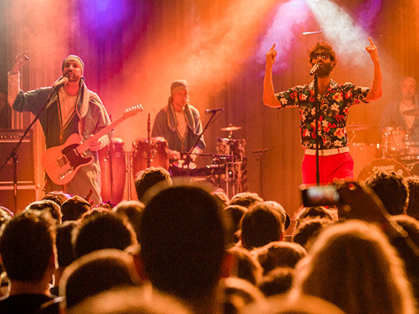 Müslüm und Band beim Konzert am Sommer im Park Festival Rheintal