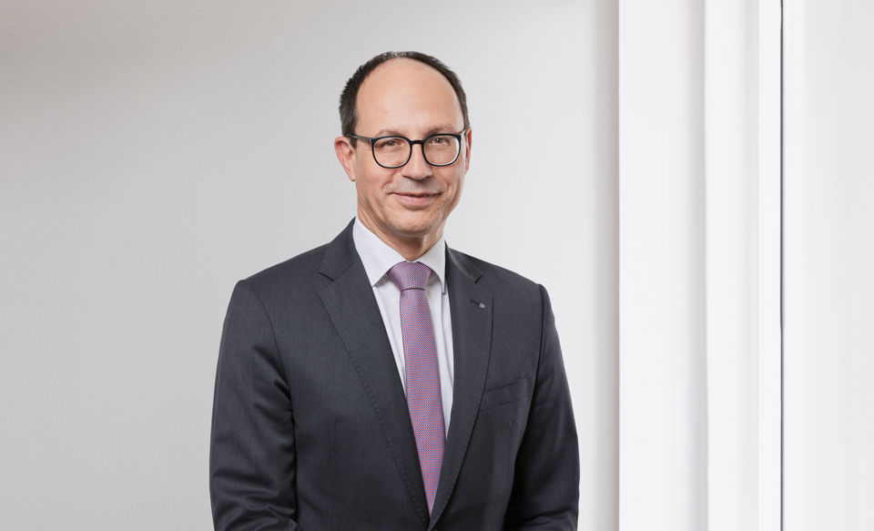 Portraitfoto von Marc Mächler, Mitglied des Verwaltungsrats der St.Galler Kantonalbank AG