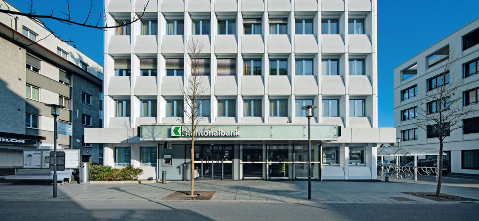 Ansicht vom Gebäude der Niederlassung der St.Galler Kantonalbank in Buchs
